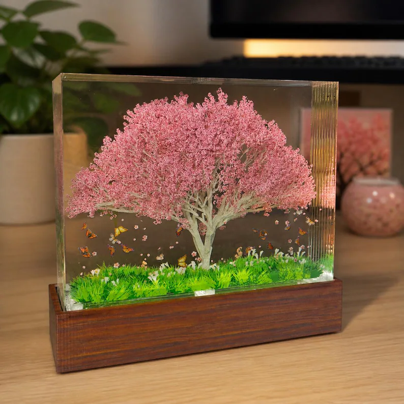 Butterflies And Sakura Tree Resin Lamp