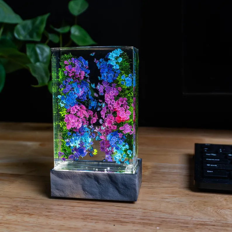 Floral Butterfly Resin Lamp – Pink & Blue Flower Night Light