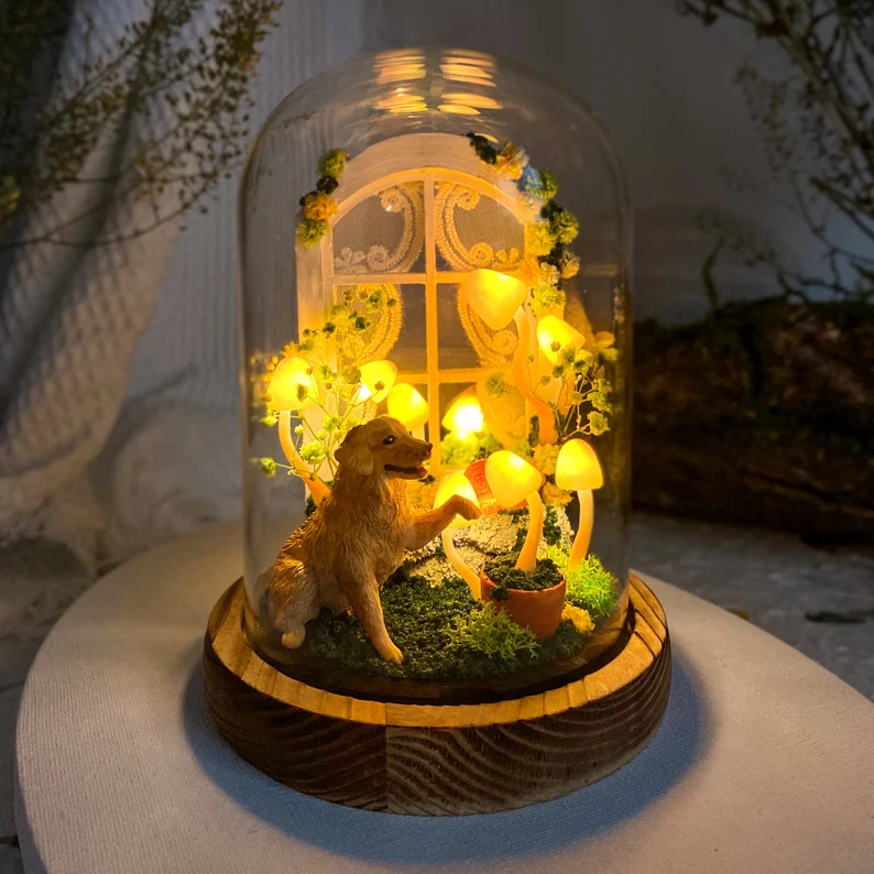 USB + Battery-Personalized Dog Mushroom Lamp - Cozy Mushroom Night Light with Dog Figurine, Unique Home Decor and Pet Memorial, Ideal Gift for Dog Lovers