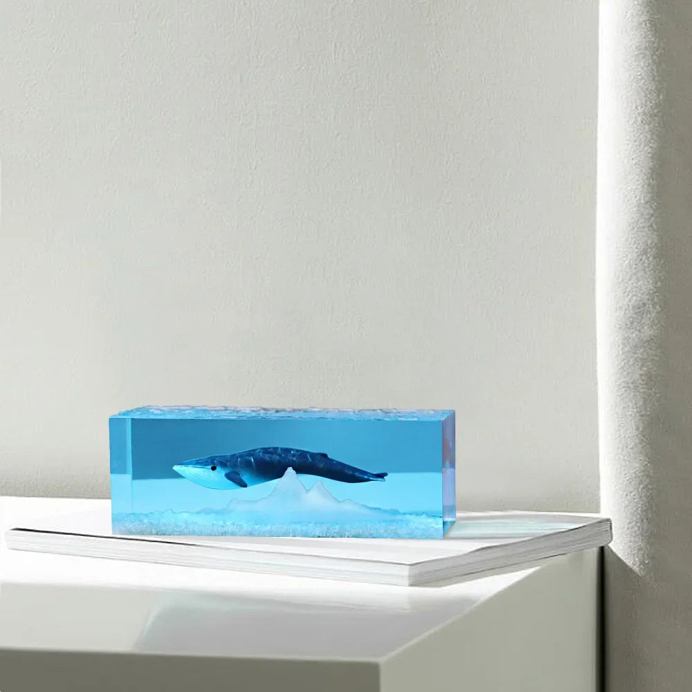 Handmade Crystal Resin Whale Lamp – Modern Ocean-Inspired Desk Ornament & Unique Gift Decor