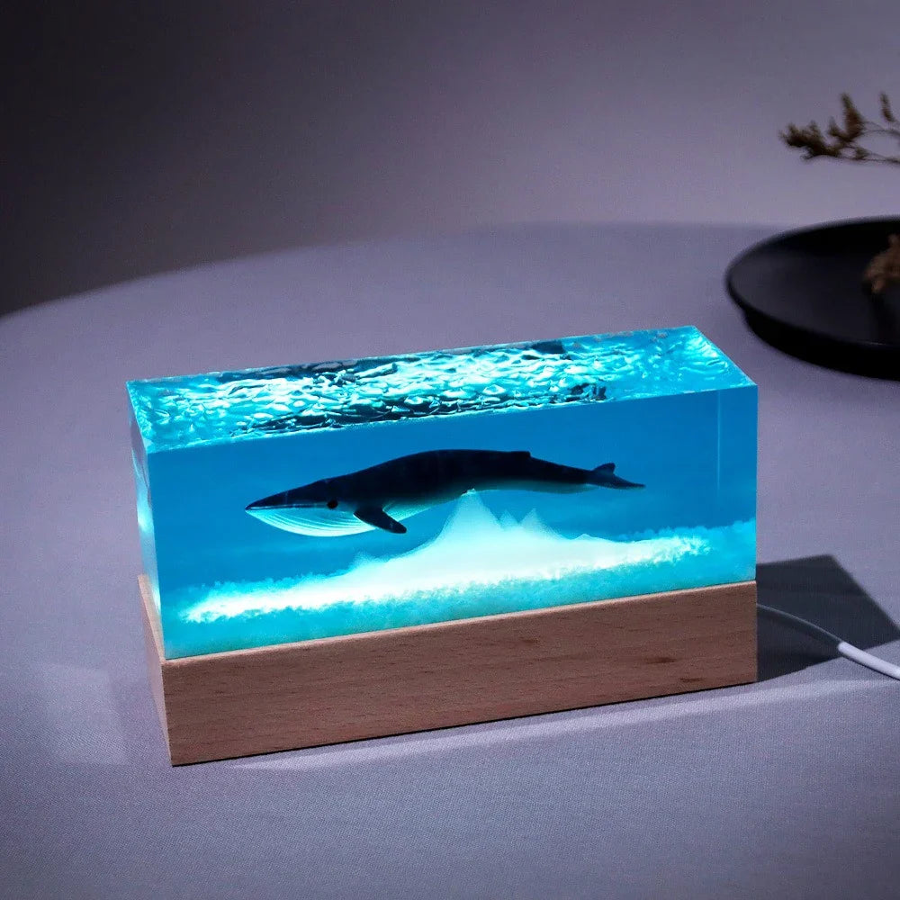 Handmade Crystal Resin Whale Lamp – Modern Ocean-Inspired Desk Ornament & Unique Gift Decor